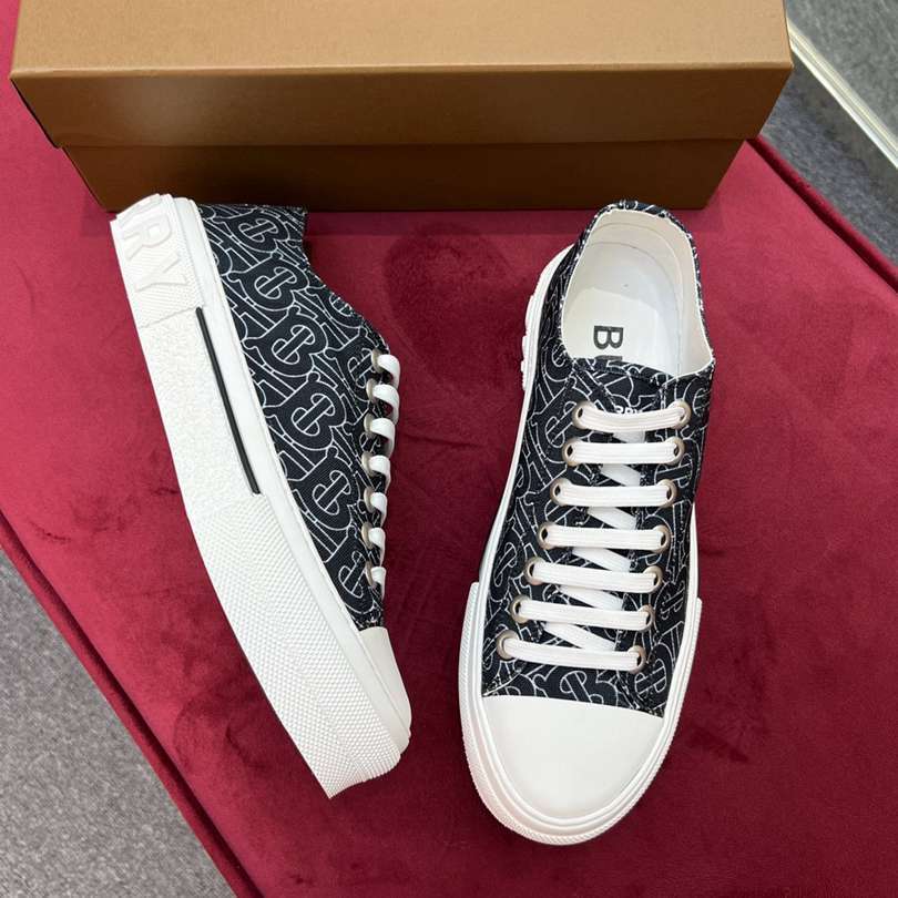Burberry Jack TB Sneaker