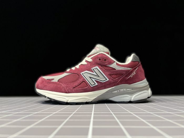 New Balance 990