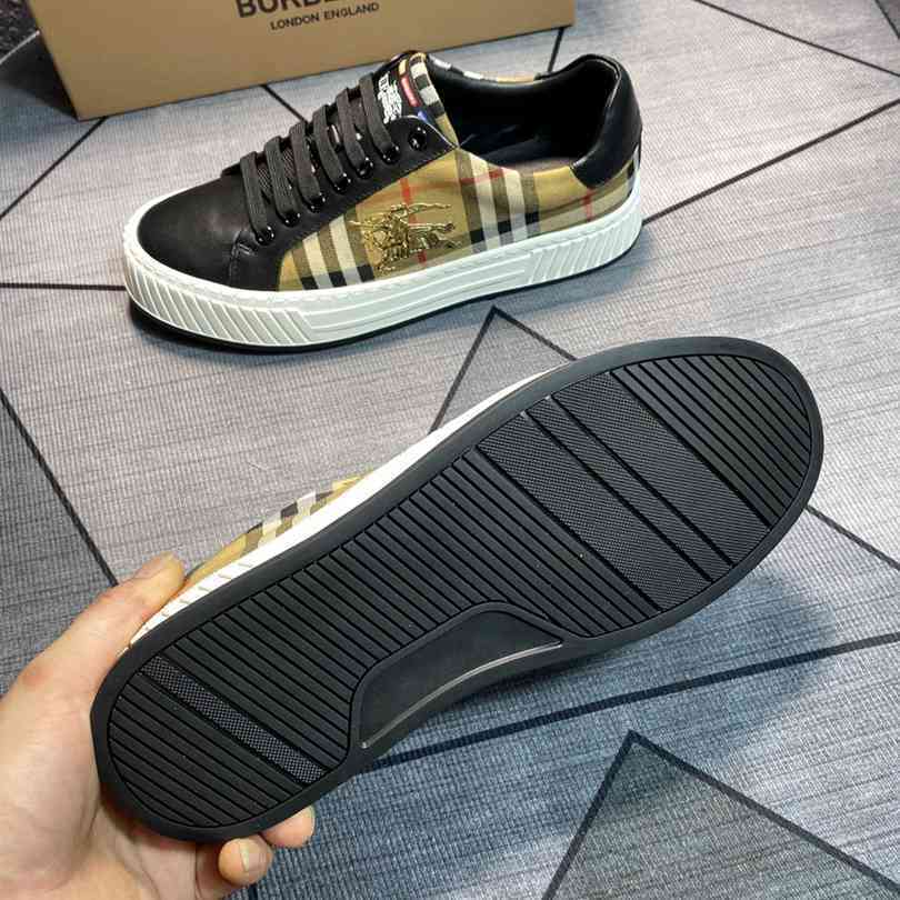 Burberry Jack Check Sneakers