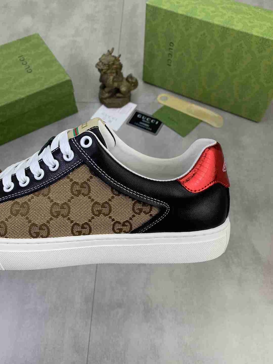 Gucci Ace GG Supreme Canvas Sneakers