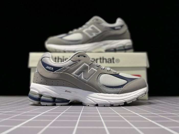 New Balance 2002