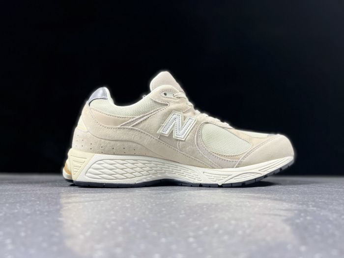 New Balance 2002