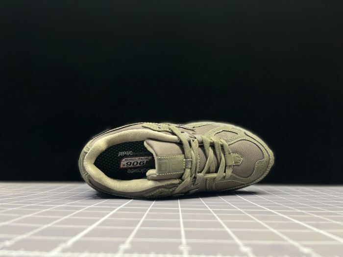 New Balance 1906R