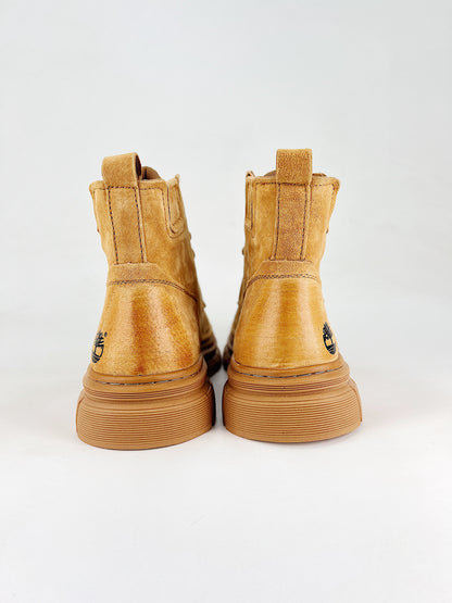 Timberland Premium Chukka Boots