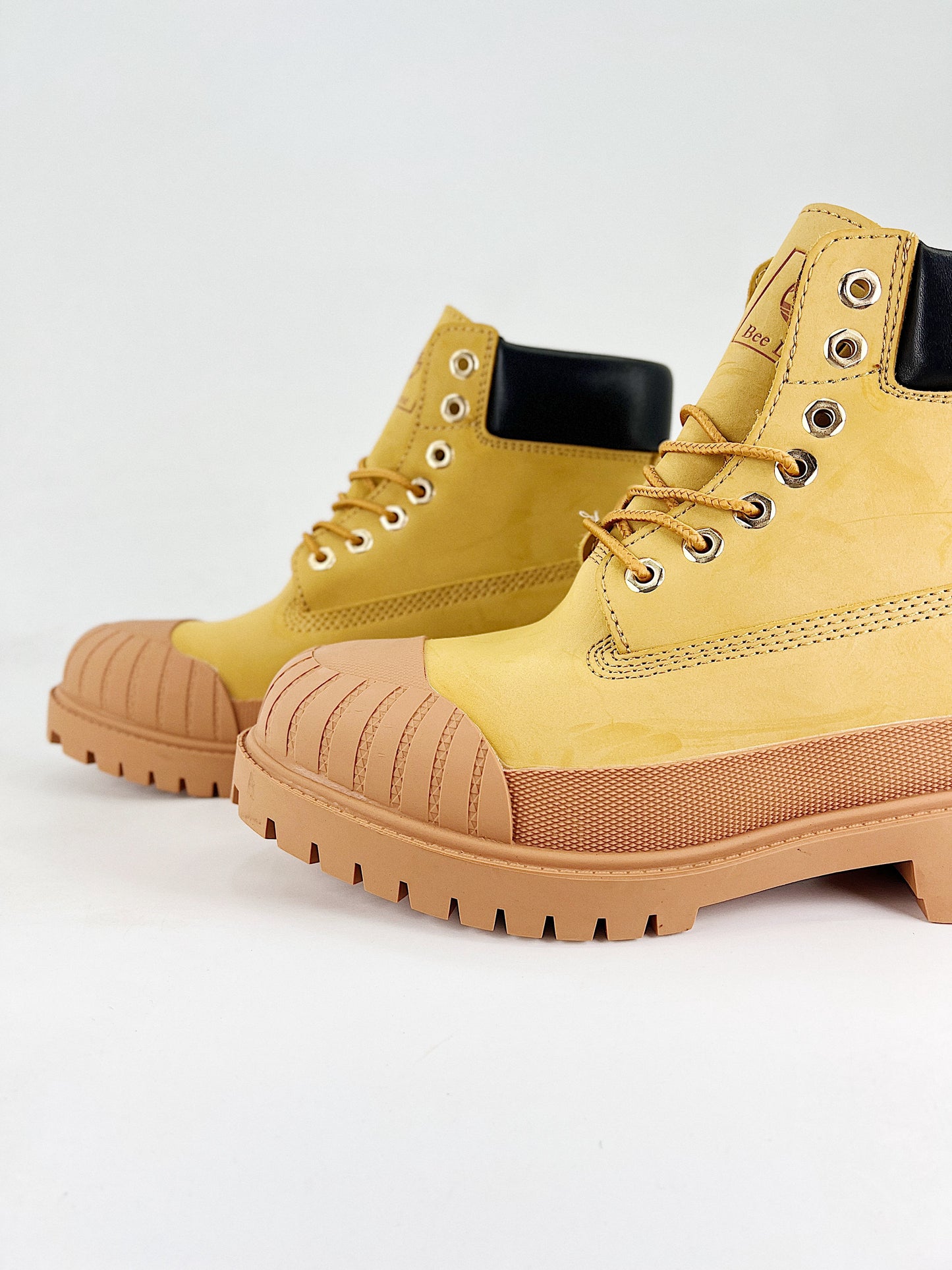 Bee Line x Timberland 6-Inch Boots