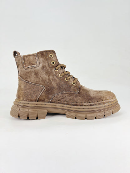 Timberland Distressed Chukka Boots