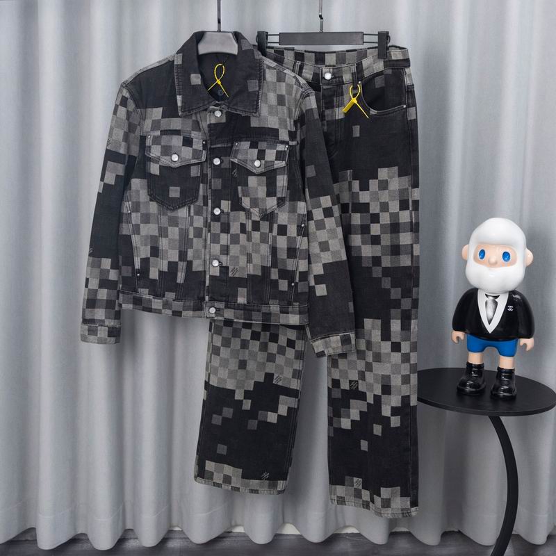 Jeans e Tuta Louis Vuitton