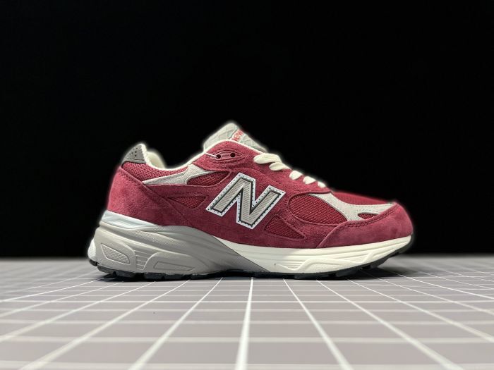 New Balance 990