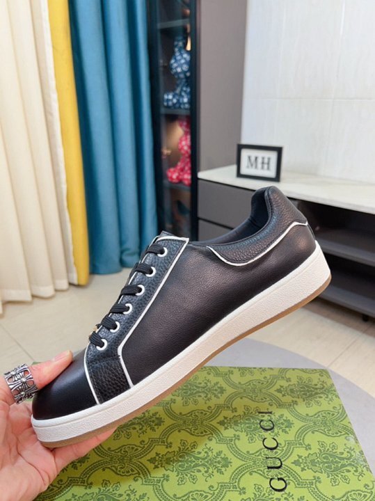 Gucci Black Leather Sneakers