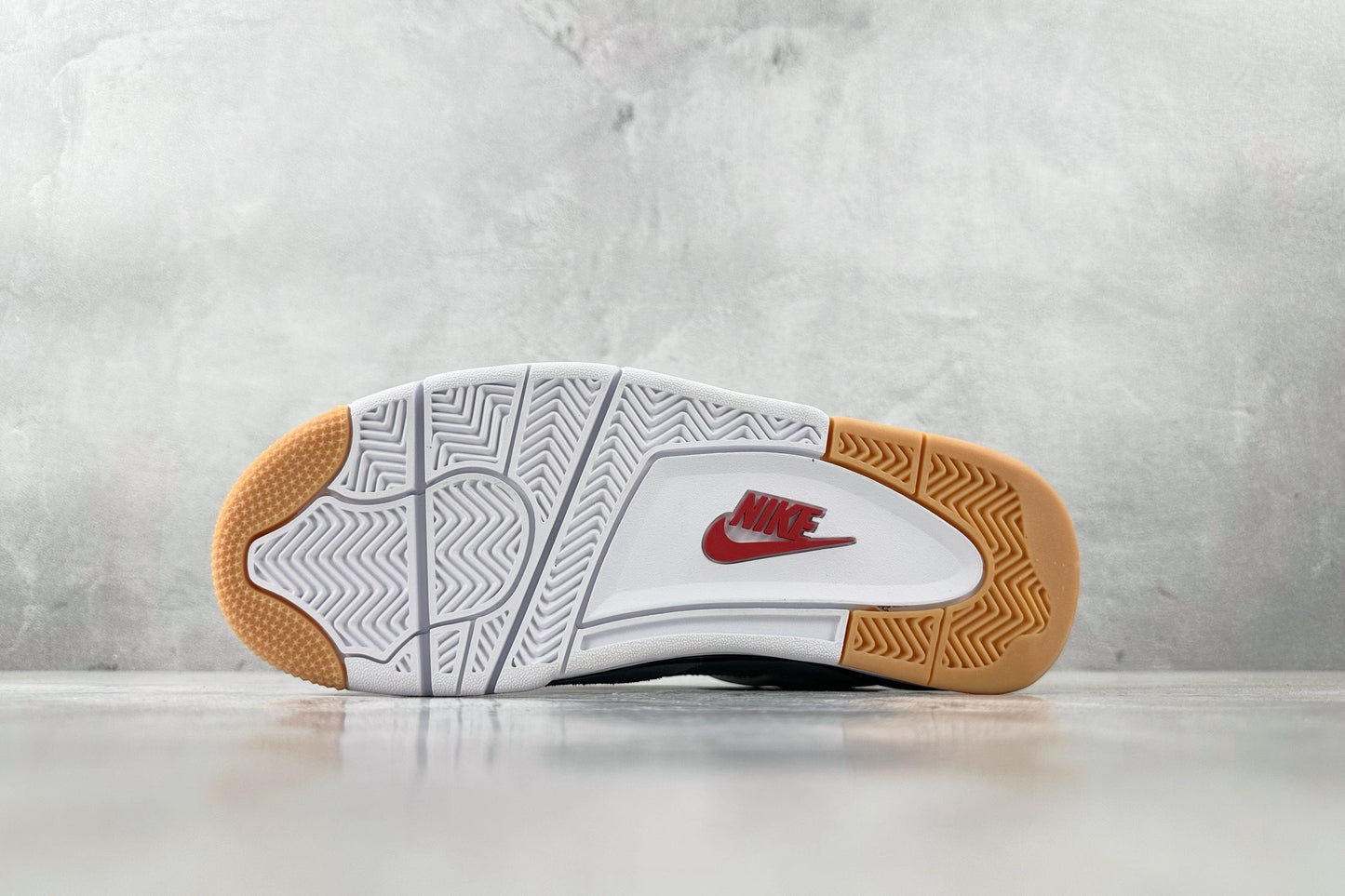 Nike Air Jordan 4 Retro