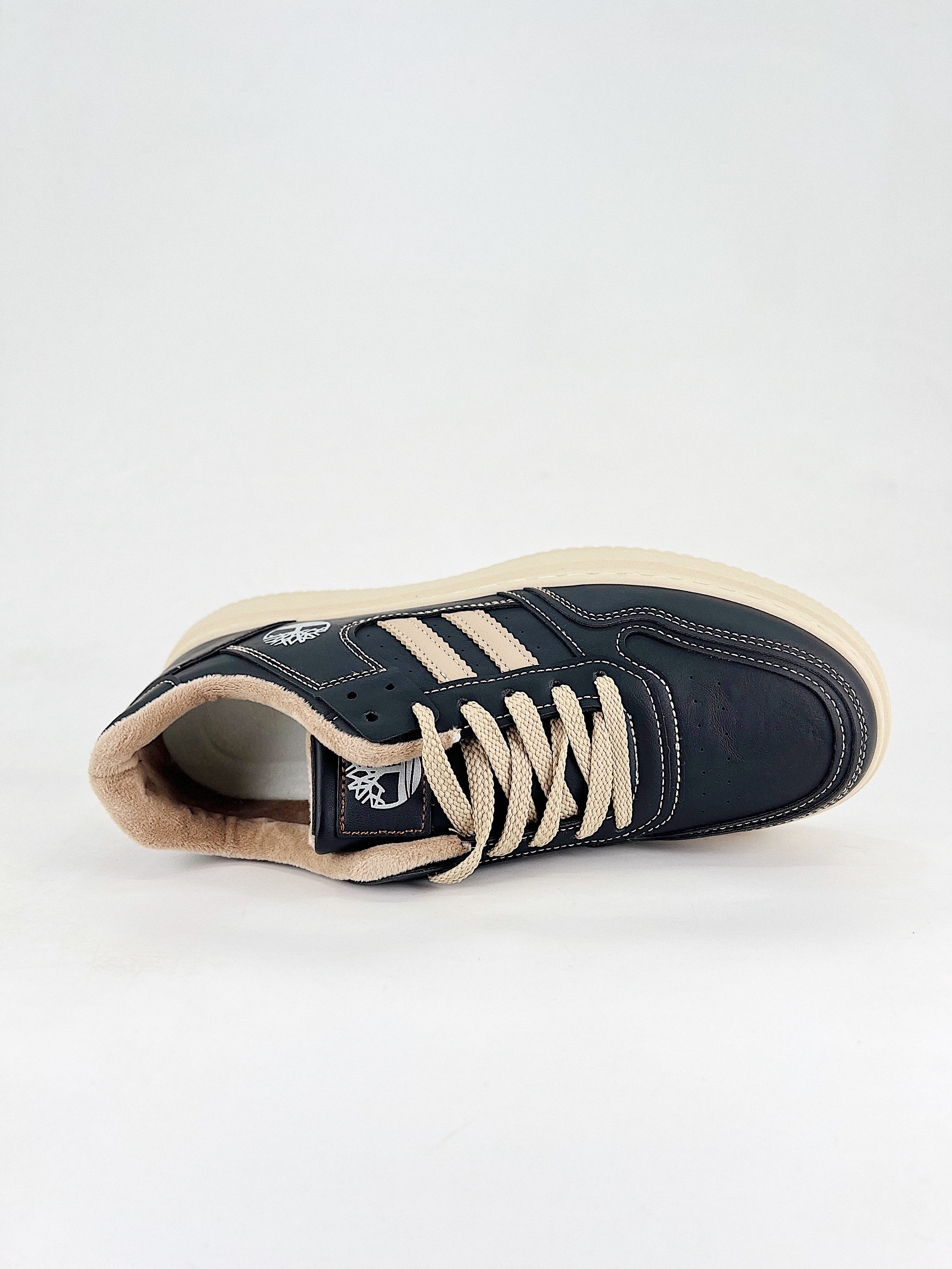Timberland Navy Lows