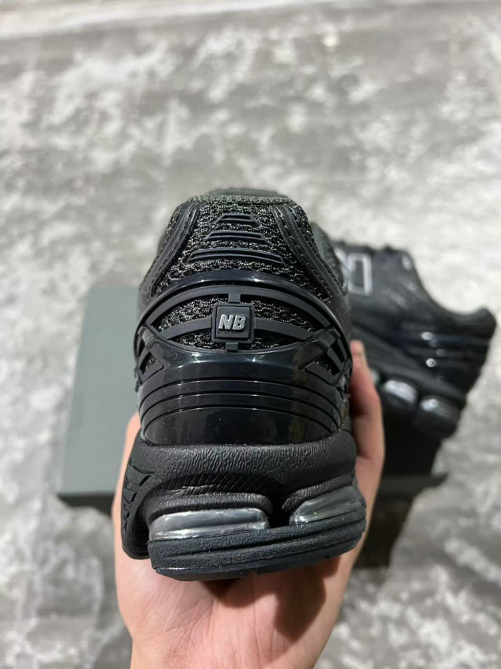 New Balance 1906R