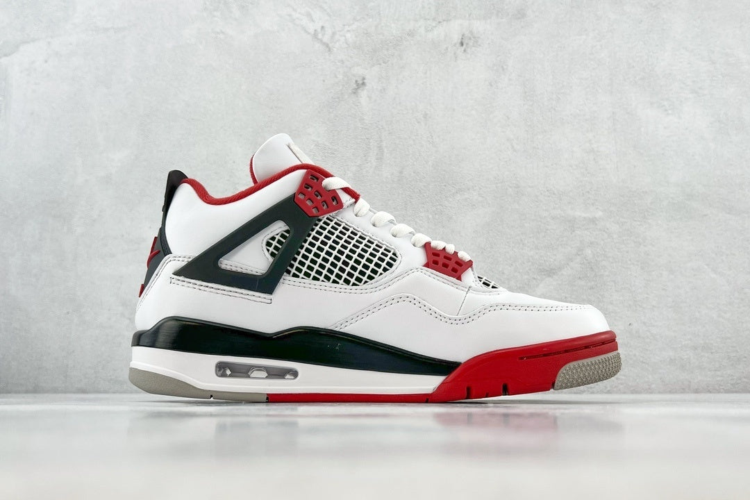 Nike Air Jordan 4 Retro