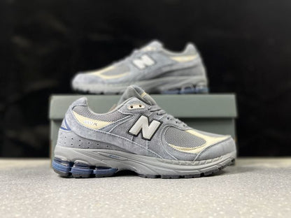 New Balance 2002