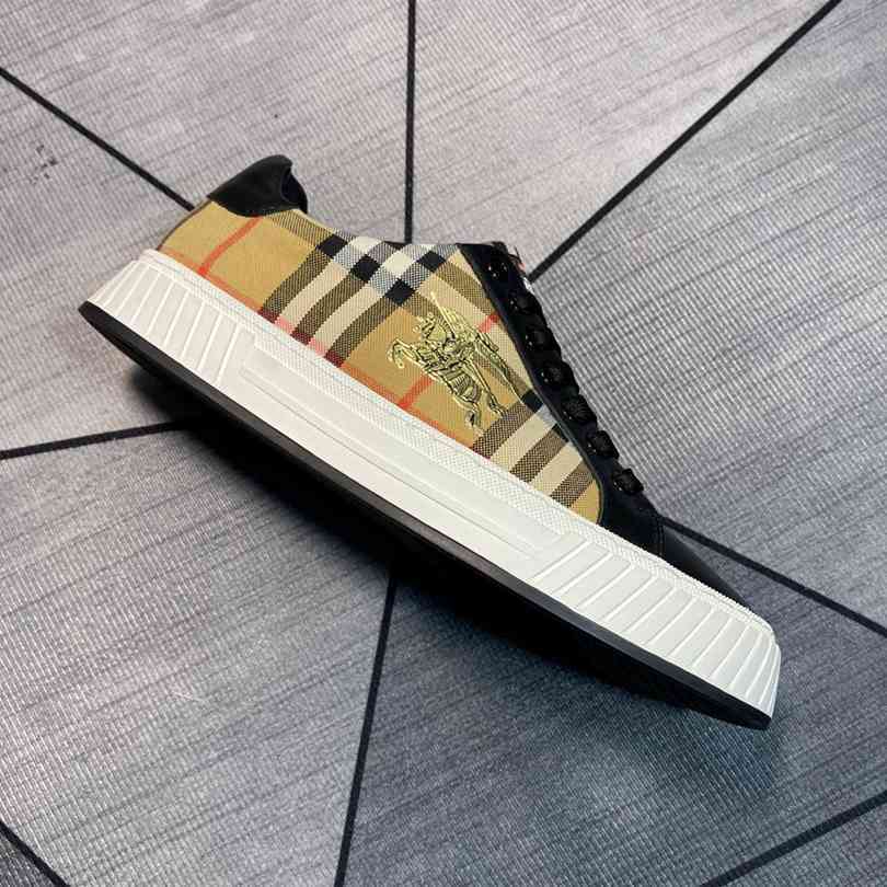 Burberry Jack Check Sneakers