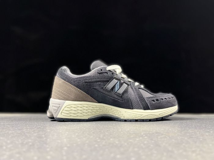 New Balance 1906R