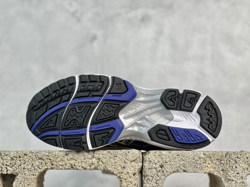 ASICS GEL-Kayano 14
