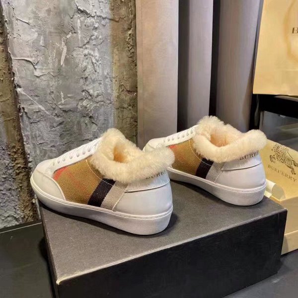 Burberry Check Fur Sneaker
