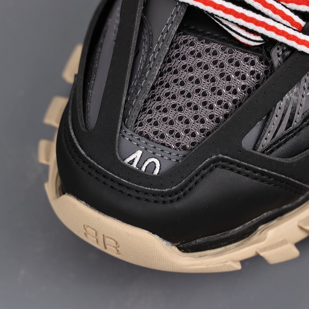 Balenciaga Track