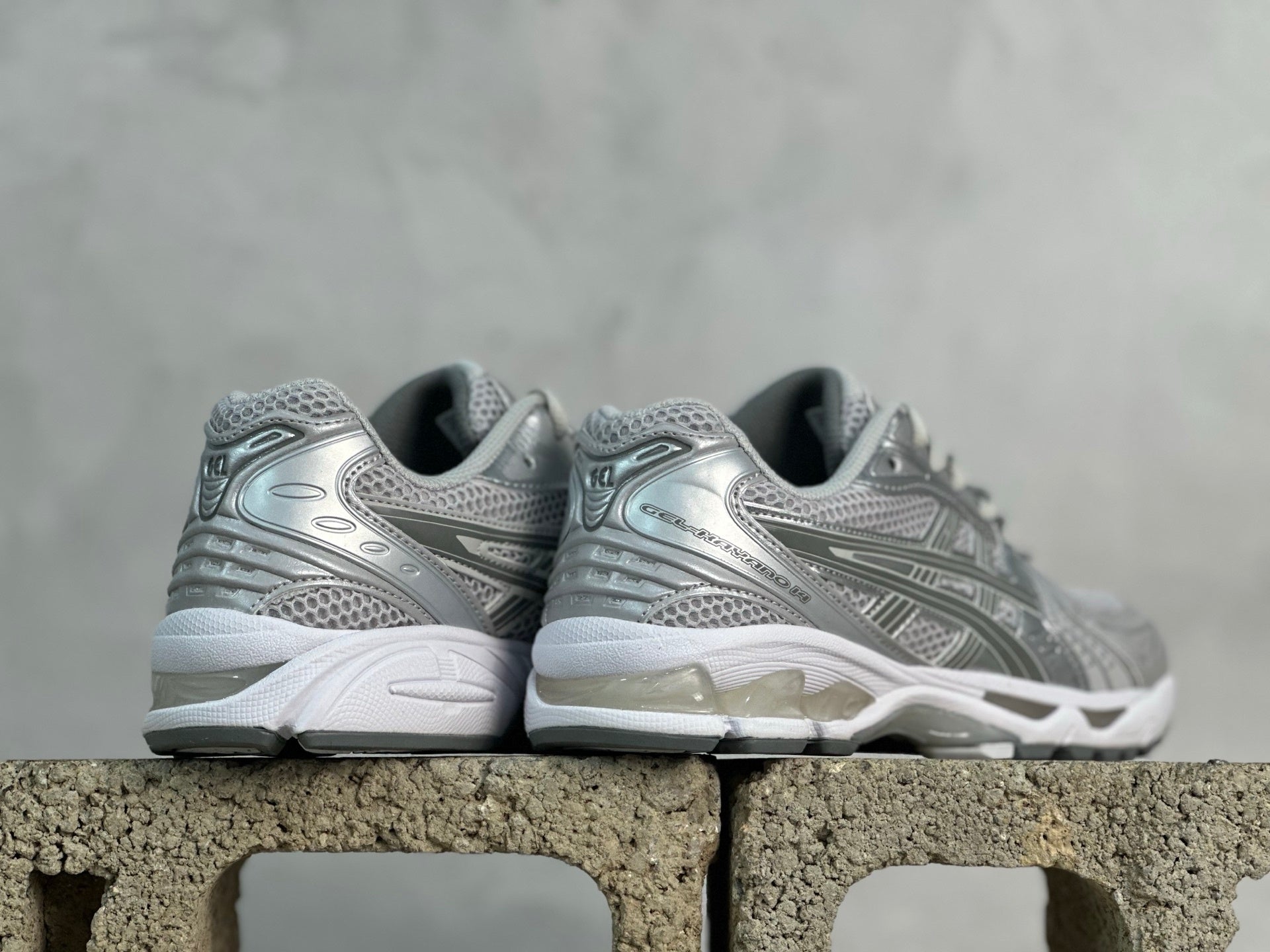 ASICS GEL-Kayano 14