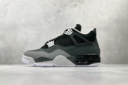 Nike Air Jordan 4 Retro