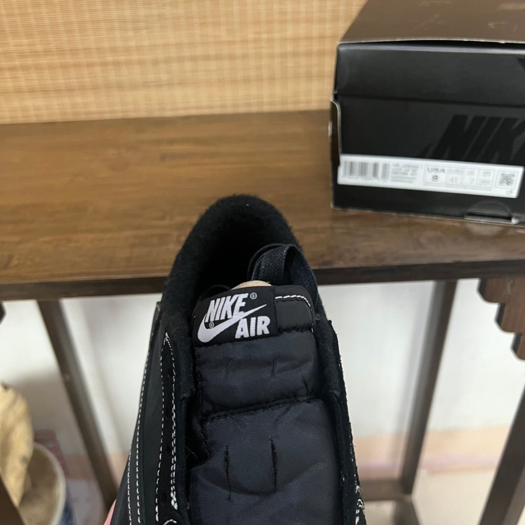 Air Jordan 1 Low Travis Scott Black Phantom