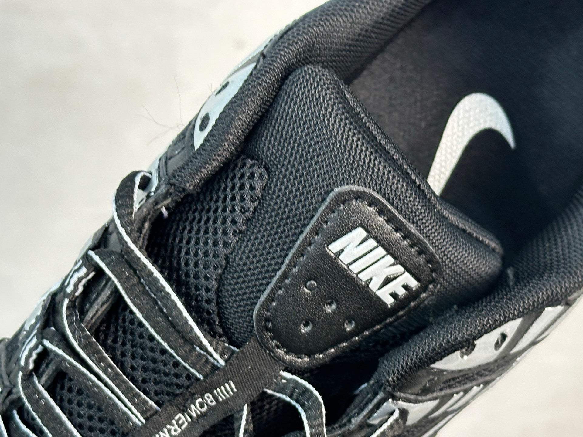 Nike P-6000