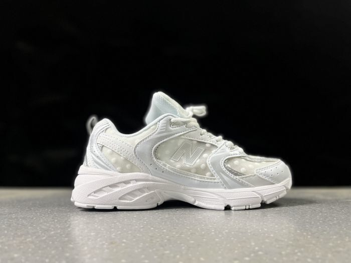 New Balance 530