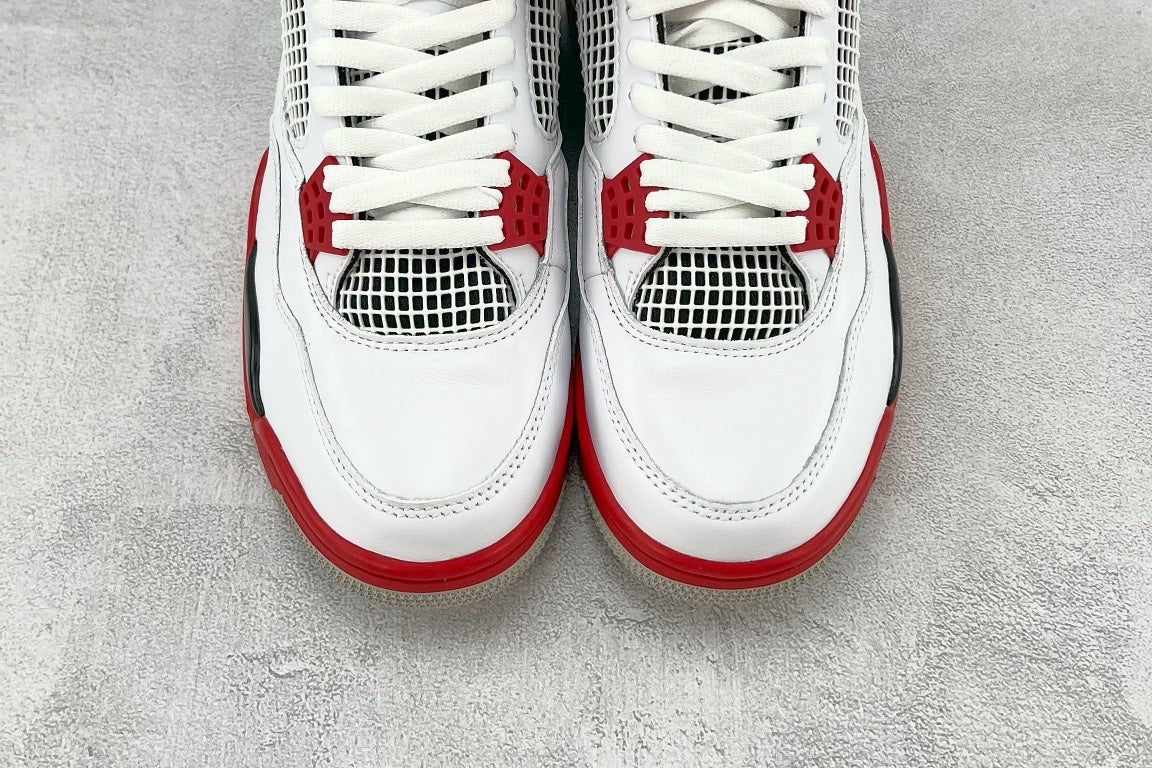 Nike Air Jordan 4 Retro