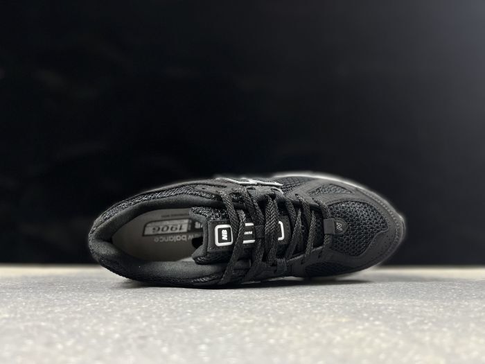 New Balance 1906R