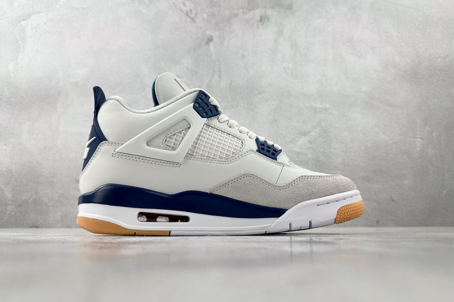 Nike Air Jordan 4 Retro