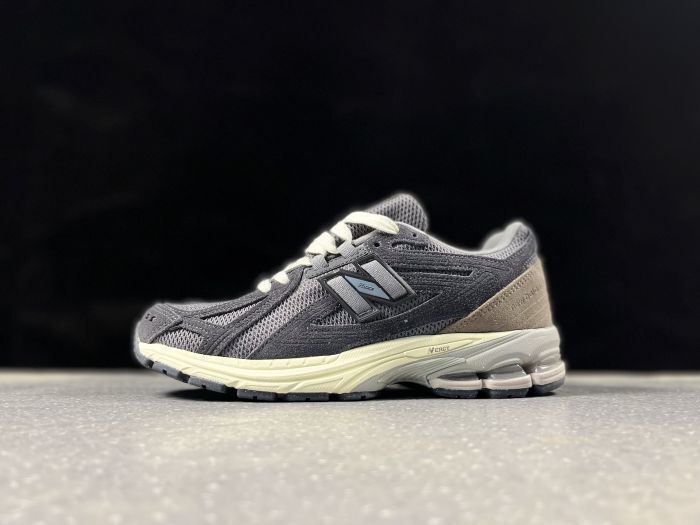 New Balance 1906R