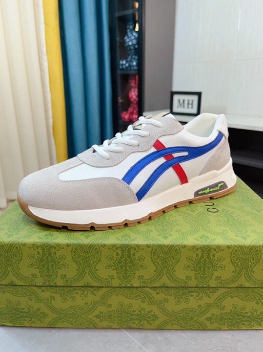 Gucci Chunky Runner Sneakers