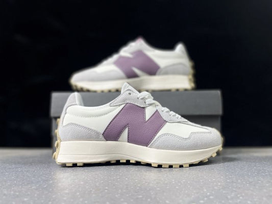 New Balance 327