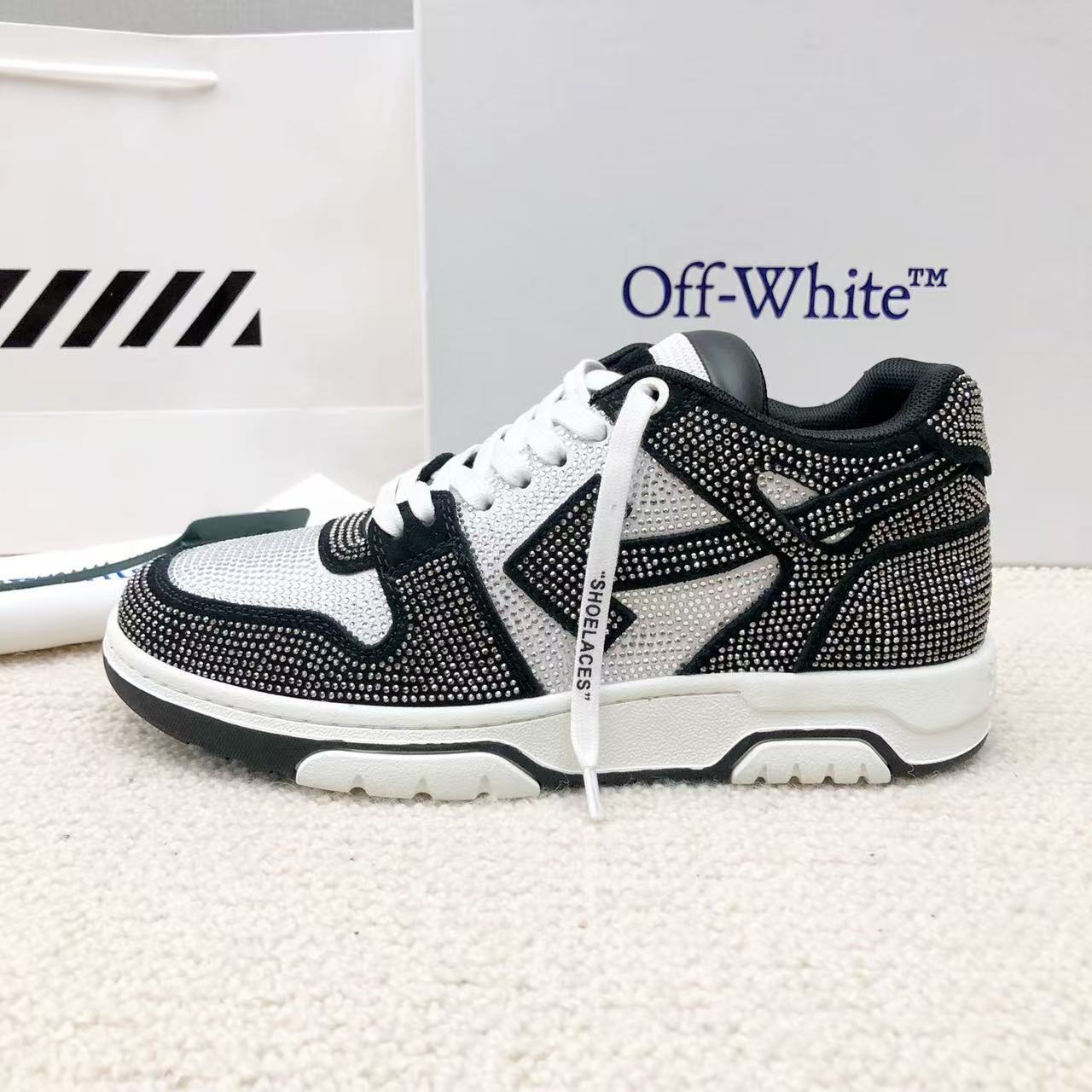 Off-White™ Out Of Office Diamond