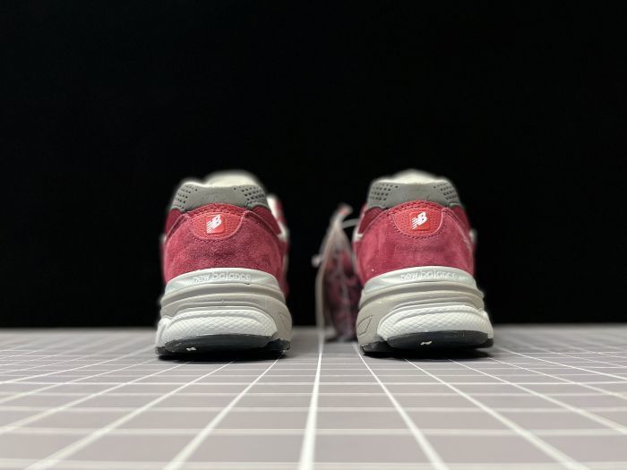 New Balance 990