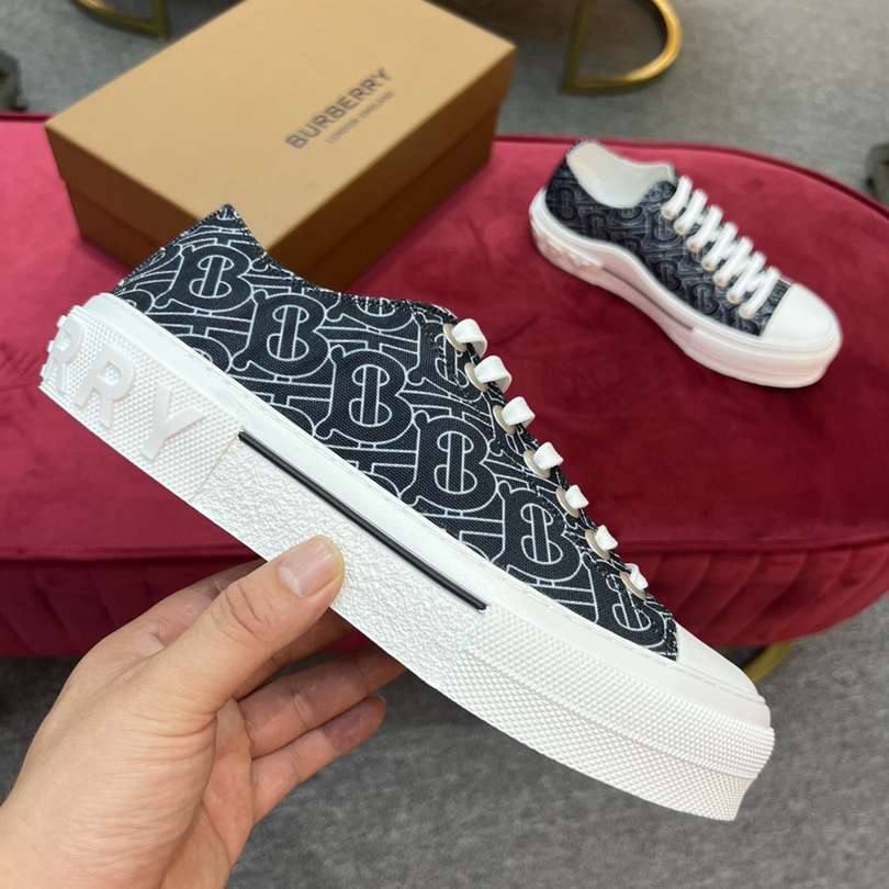 Burberry Jack TB Sneaker