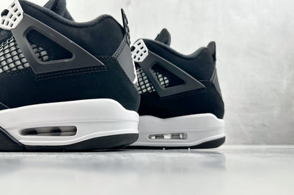 Nike Air Jordan 4 Retro