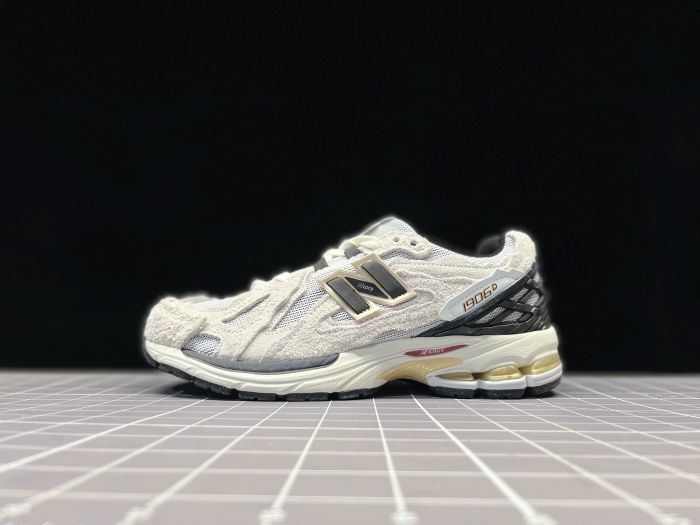 New Balance 1906R