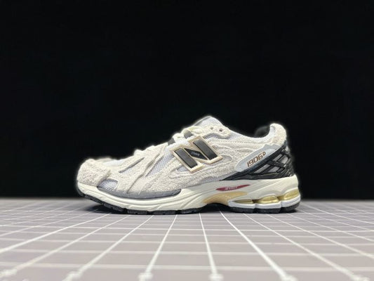 New Balance 1906R