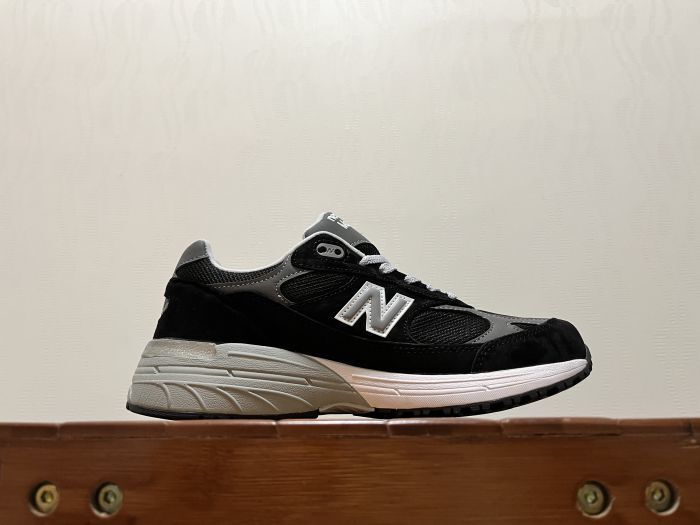 New Balance 993