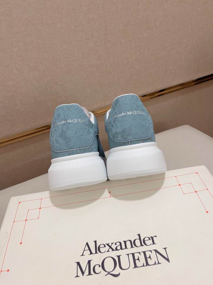 McQueen Oversized Sneaker - Flax Blue