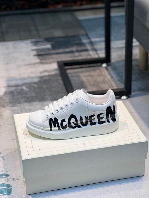 McQueen Sneaker