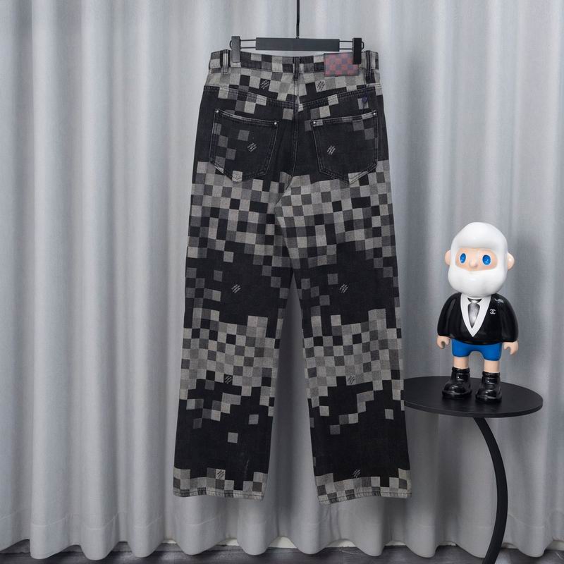 Jeans e Tuta Louis Vuitton