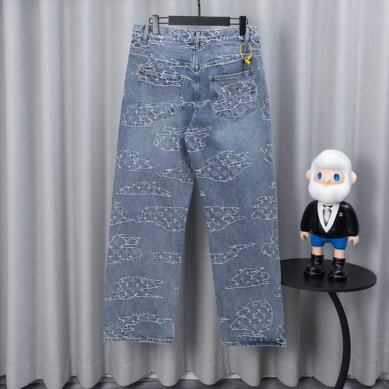 Jeans e Tuta Louis Vuitton