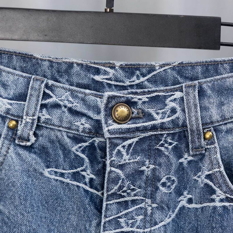 Jeans e Tuta Louis Vuitton
