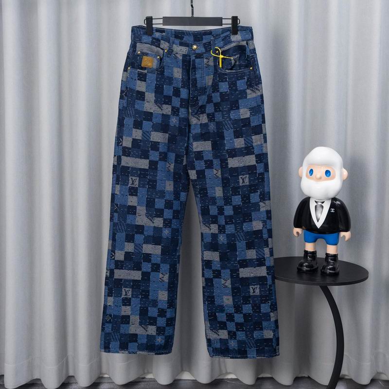 Jeans e Tuta Louis Vuitton