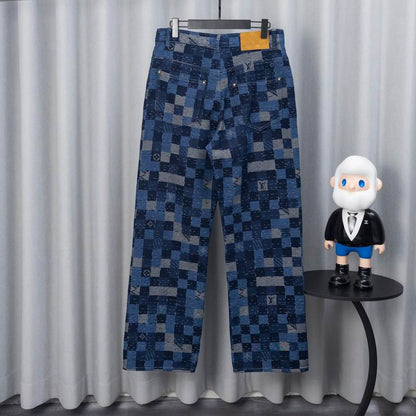 Jeans e Tuta Louis Vuitton