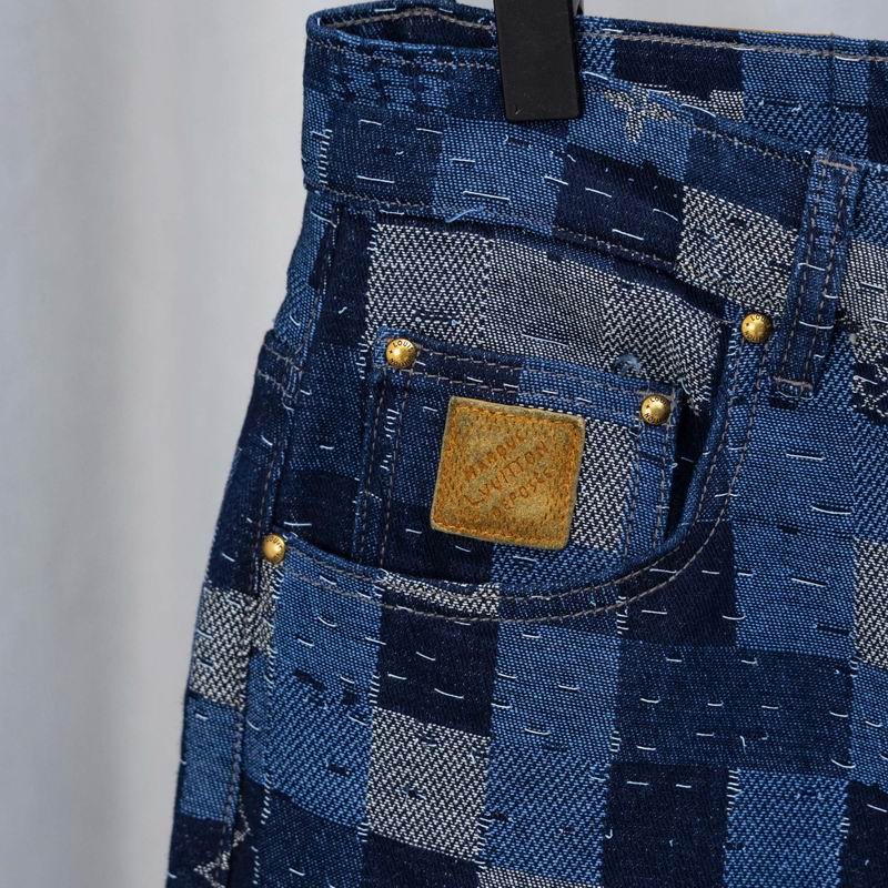 Jeans e Tuta Louis Vuitton