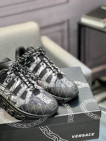 Versace Trigreca Sneakers Low-Top – Black